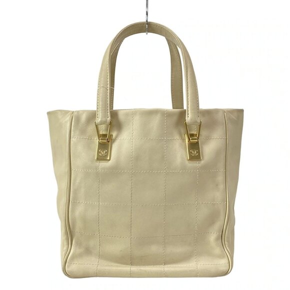 Auth CHANEL Chocolate Bar Stitch - Beige Leather Tote Bag gold hardware - Picture 1 of 13